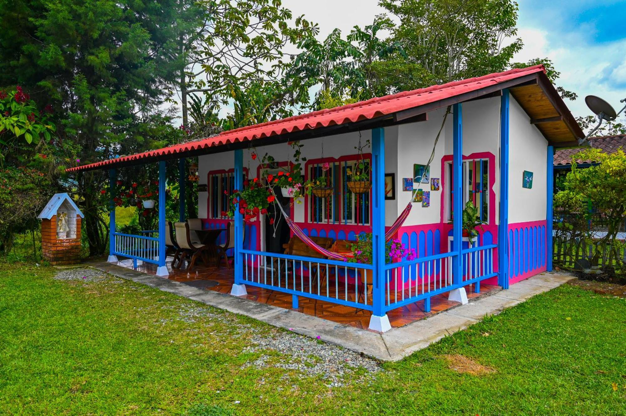 Ecohotel Colibri Salento Luna Park Екстериор снимка