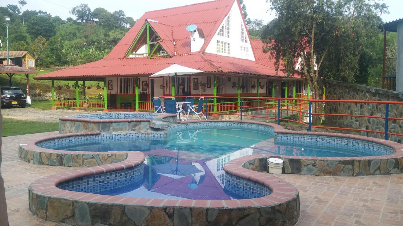 Ecohotel Colibri Salento Luna Park Екстериор снимка